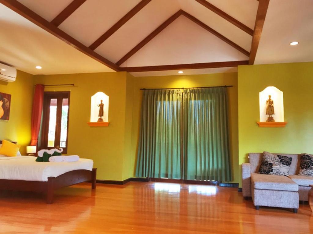 Villa Chaya Khao Lak Exterior foto